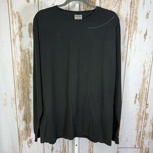 Comfort Wash, Classic Black Long Sleeve Tee Just Pray Graphic. Size Large.